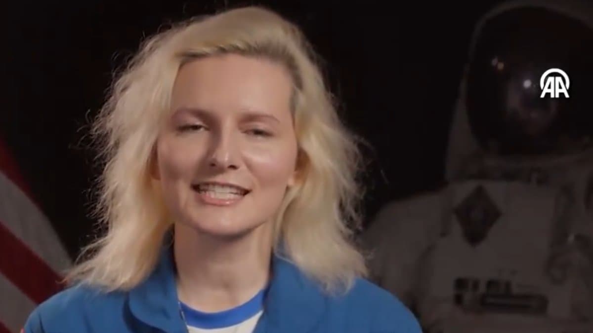 Deniz Burnham, Expedition 76 için uzay yolculuğuna hazırlanıyor
