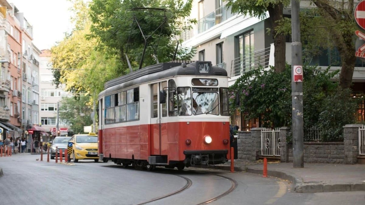 İstanbul'da hangi tramvay hattı kapanıyor? T3 Kadıköy-Moda hattı kapalı duraklar ve elektrikli araç güzergâhı