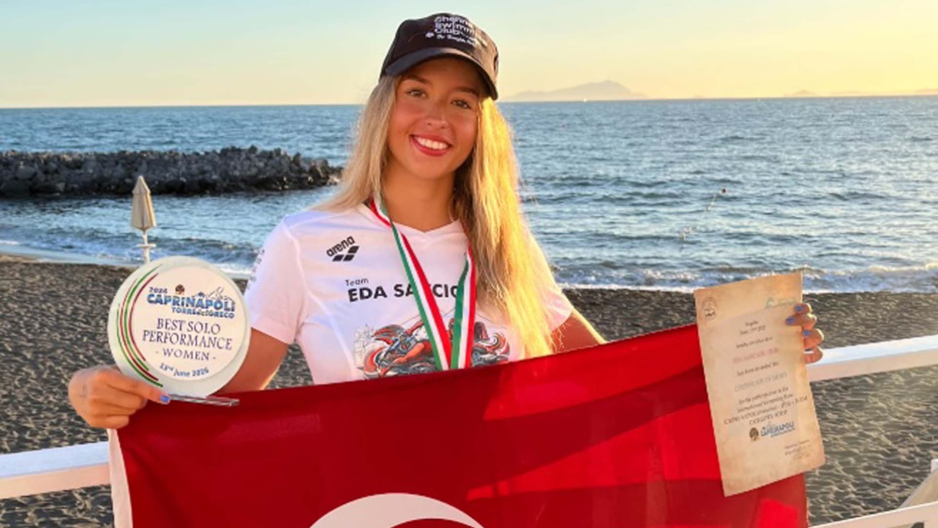 Eda Savcıgil Catalina Kanalı’nda iki rekor kırdı