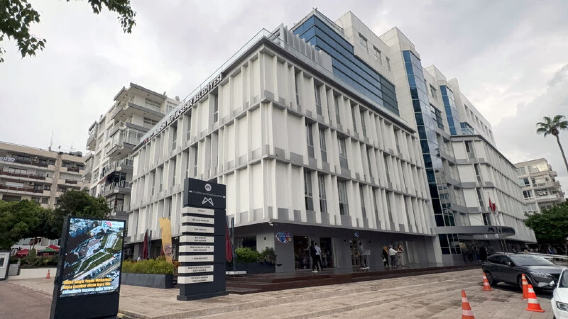 Mersin soruşturmasında ihale ve ödeme iddiaları