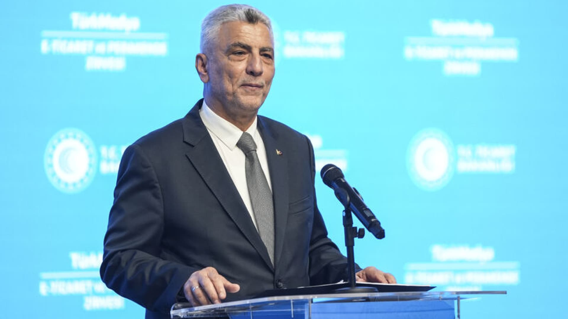 Bakan Bolat, yatırım hesabı iddialarını reddetti