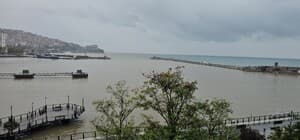 Zonguldak'ta sağanak yağış limanın rengini değiştirdi