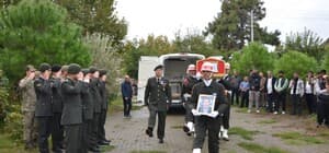 Gaziantepli Kore gazisi Osman Eker 94 yaşında hayatını kaybetti Kore gazisi Eker, resmi törenle son yolculuğuna uğurlandı