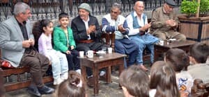 Diyarbakır'da çocuklar dengbajlerle buluştu, kültürel mirası tanıdı