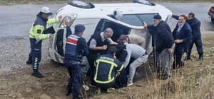 Çorum'da otomobil devrildi: 2 yaralı