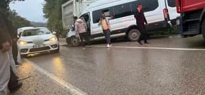 Ordu'da minibüs kamyonla çarpıştı: 1 ölü, 23 yaralı