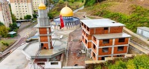 Karamürsel’de Aksa Camii için malzeme desteği