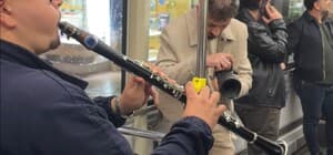 Elazığ’da belediye otobüsü türkü meclisine dönüştü