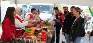 Muş’ta Türk Kızılay’dan iyilik çarşısı