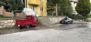Evinin son eşyalarını almak için geldi, tartıştığı komşusu tarafından öldürüldü
