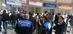Manisa Otogarı’nda tahliye protestosu; ana giriş kapısı otobüslerle 4 saat ulaşıma kapatıldı