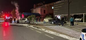 Melikgazi’de kontrolden çıkan otomobil üç araca çarptı, iki kişi yaralandı