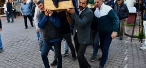 Zonguldak'ta çöken binada ölen kişinin cenazesi Bartın'da defnedildi