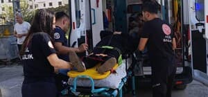 Hatay'da iki otomobilin çarpıştığı kazada 3 kişi yaralandı