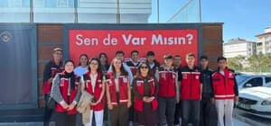 Niğde'de 'İyilik Var' balonları çocuklara moral oldu