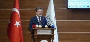 Bakan Yumaklı: "Gençlerimizin milli, manevi değerlerle en donanımlı bir şekilde yetiştirilmesi bizim temel önceliğimiz"