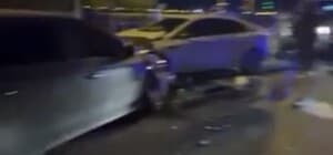 Mardin'de meydana gelen zincirleme trafik kazasında 4 kişi yaralandı