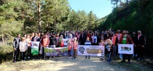 Akdağmadeni'nde sonbahar doğa yürüyüşü gerçekleştirildi