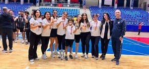 Köşk’ün kadın futsal takımı bölge finaline yükseldi