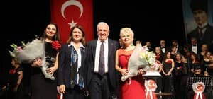 Cumhuriyet'in 103'üncü yılı Nilüfer'de konserle kutlandı