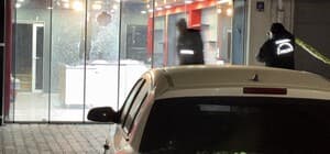 Önce uyardılar sonra kurşunladılar Dün kiralanan çiçekçi dükkanı kurşunlandı