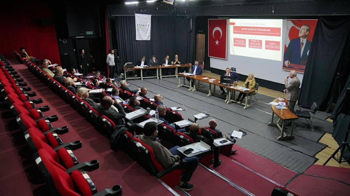 Ayvalık Belediyesi'nin 2027 yılı bütçesi oy birliğiyle kabul edildi