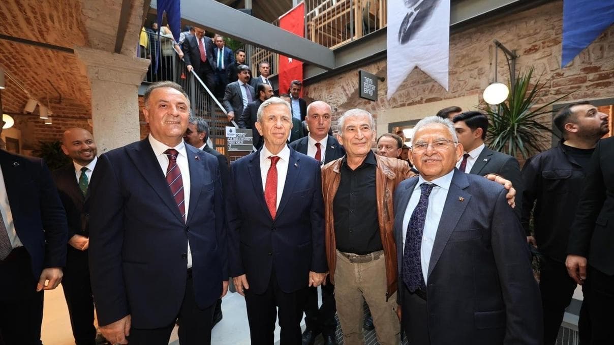 Başkan Büyükkılıç, İstanbul’da ‘Şehir Araştırmaları Merkezi’ açılışına katıldı