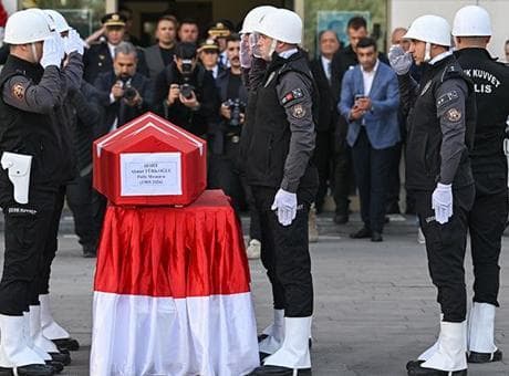 Ankara Emniyetinde şehit polis Ahmet Türkoğlu için veda töreni