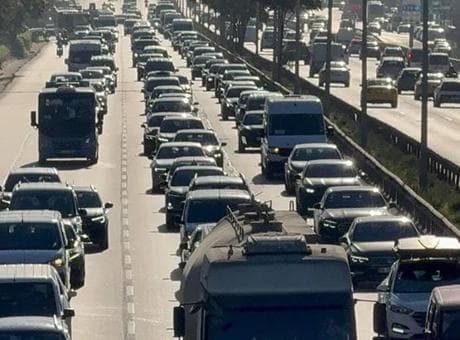 İstanbul’da mesai çıkışı trafiği yüzde 80’e ulaştı
