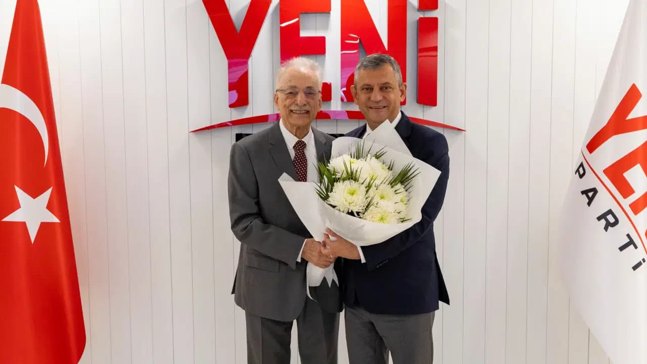 Murat Karayalçın’dan YENİ Parti’ye katıldıktan sonra ilk açıklama: ‘Özgür Özel'e güveniyorum’