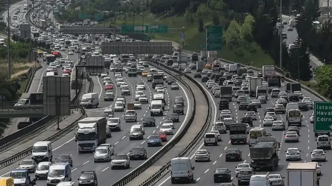 İstanbul'da trafikte saldırgan sürücüye 180 bin TL ceza