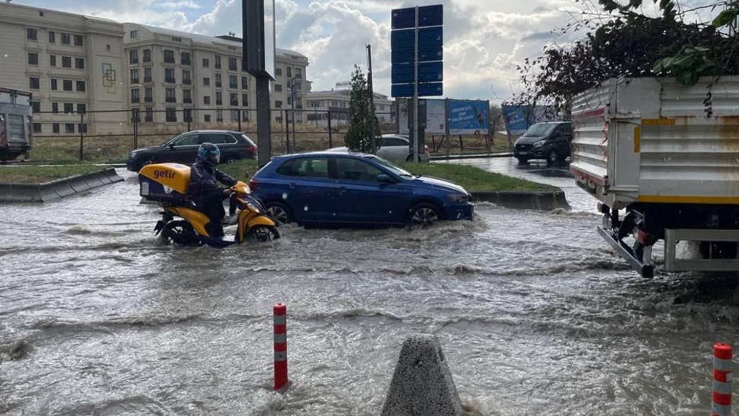 AKOM’dan sağanak yağış uyarısı: Gün verildi