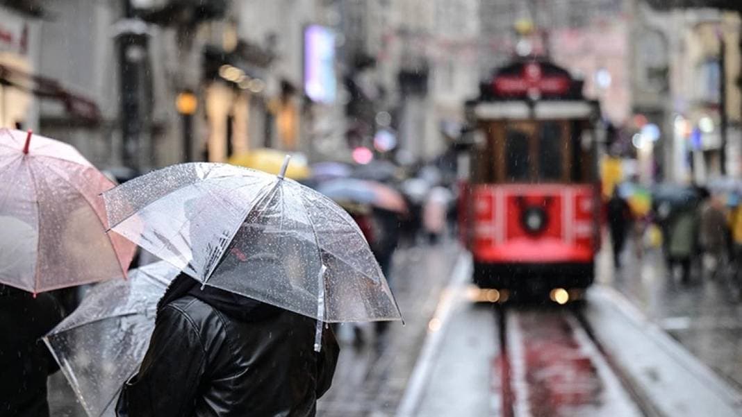 İstanbul’da salı günü rüzgâr ve sağanak etkisini artıracak