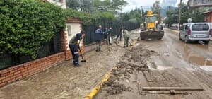 Kocaeli’de yağışın izleri temizleniyor
