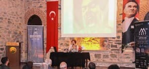 Osmangazi’de mitolojiden antik tatlara uzanan kültür yolculuğu Mitolojinin binlerce yıllık hikayesi Osmangazi’de anlatıldı