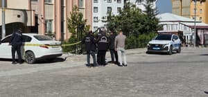 Hakkında uzaklaştırma kararı olan eşi tarafından 8 bıçak darbesiyle öldürüldü