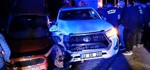 Adıyaman'da otomobil ile pikap çarpıştı, 8 kişi yaralandı