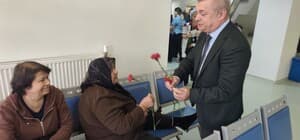 Hastalara karanfilli bilgilendirme