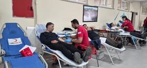 Sarıkamış’ta üniversite öğrencilerinden Kızılay’a kan bağışı desteği