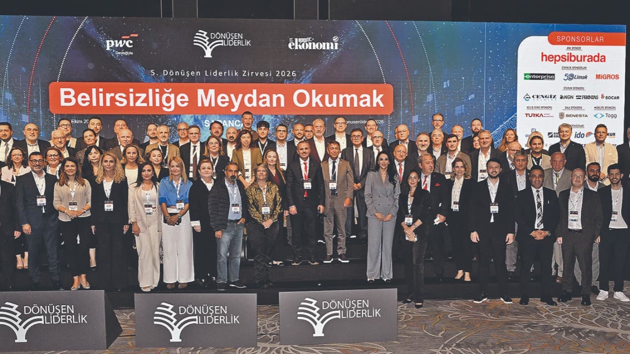 İş dünyası belirsizliğe dönüşümle meydan okuyor