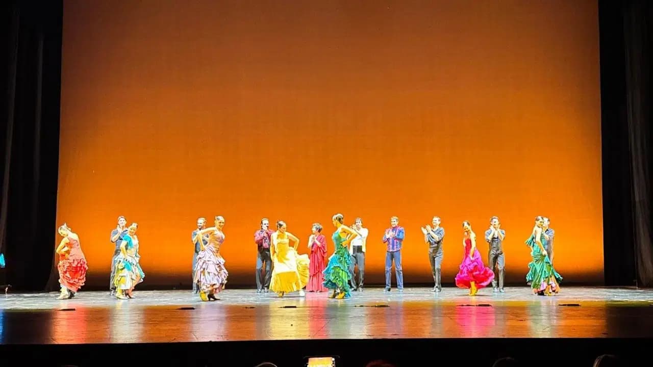 Aida Gomez'in 'Carmen'i AKM'de sahnelendi