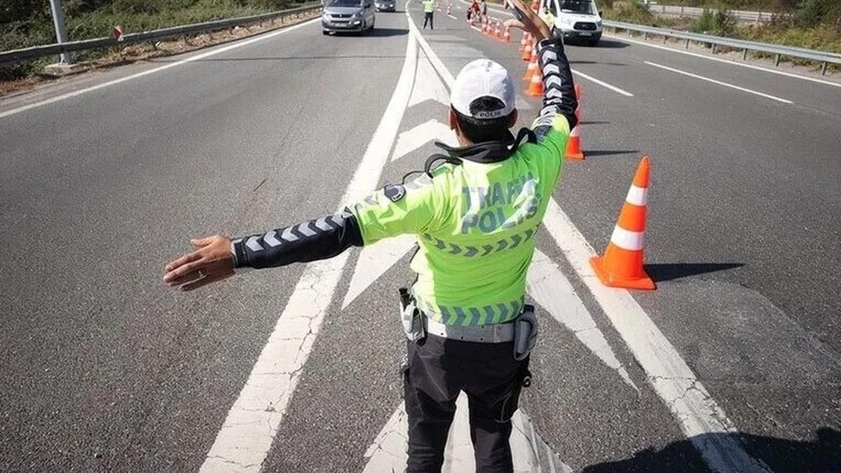 İstanbul’da yarın çok sayıda yol trafiğe kapatılacak: Alternatif güzergahlar açıklandı